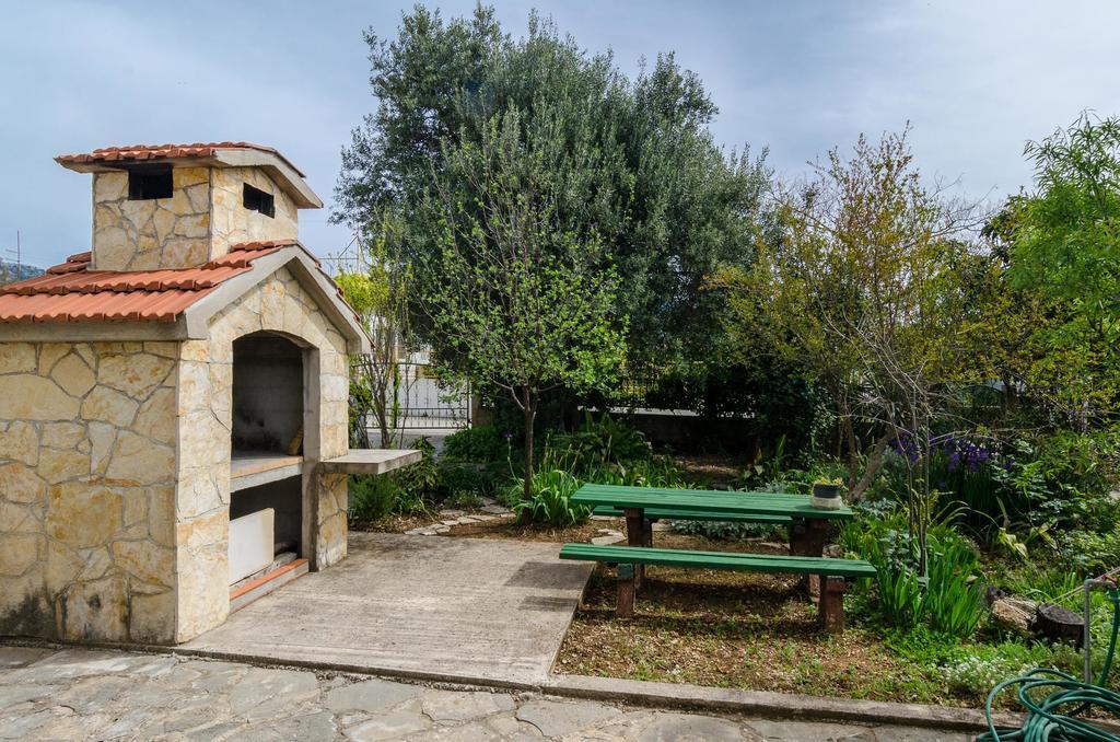 Apartments Leo Оребич Экстерьер фото